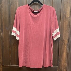 Women’s Tee